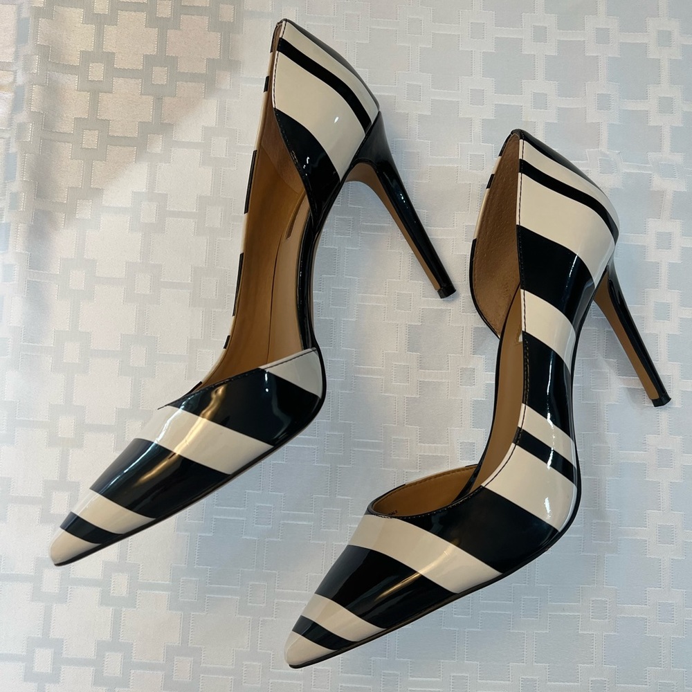Women’s size 9 1/2 INC International Concepts heel shoes. Black & white stripe.